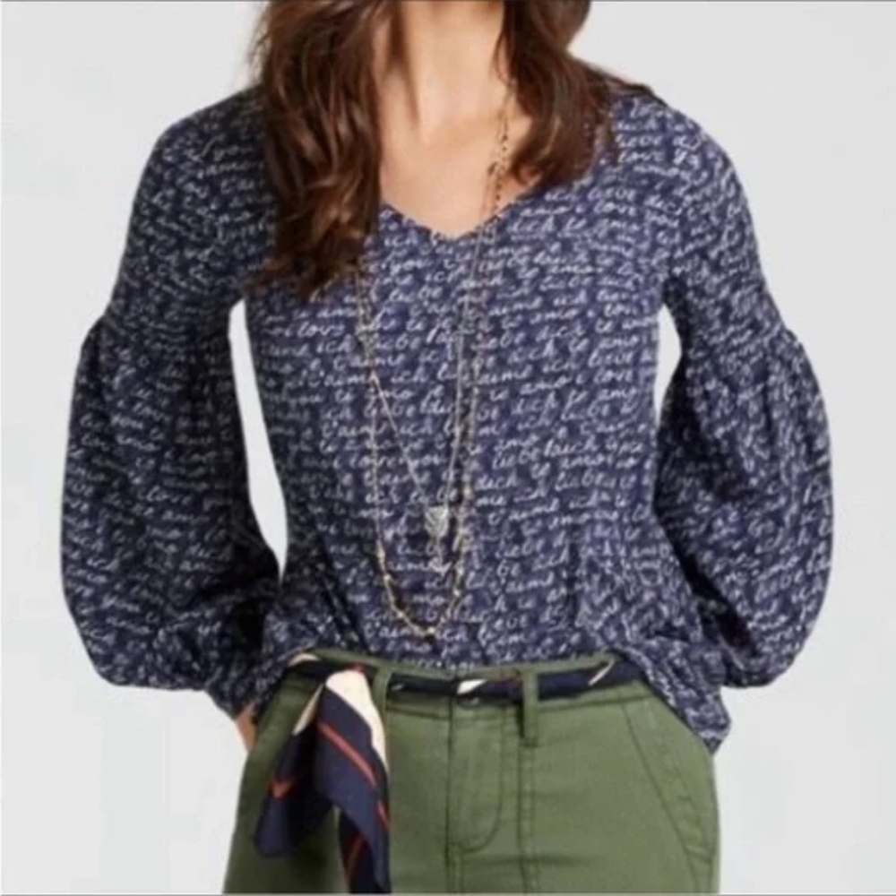 Cabi Te Amo 5336 Script Languages Puff Sleeve Blouse Size Small Romantic